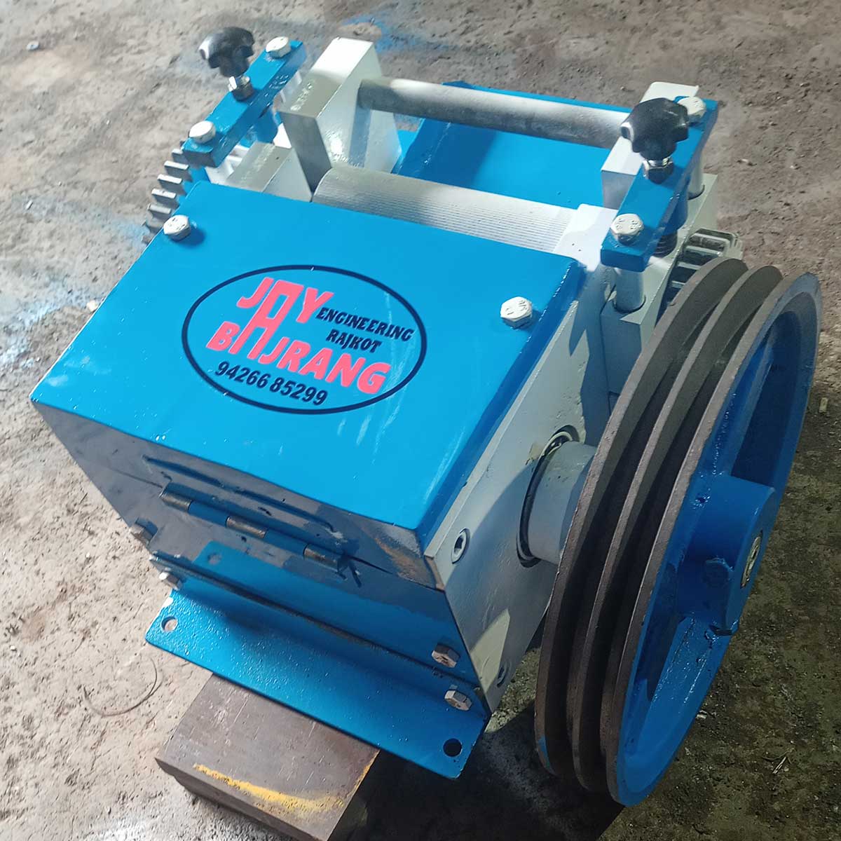 Small scale plastic dana machine 4 plastic-dana-cutter-machine-price,