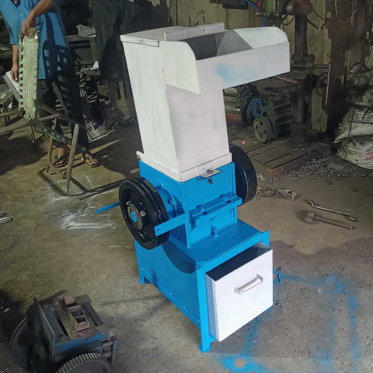 Industrial Scrap Grinder