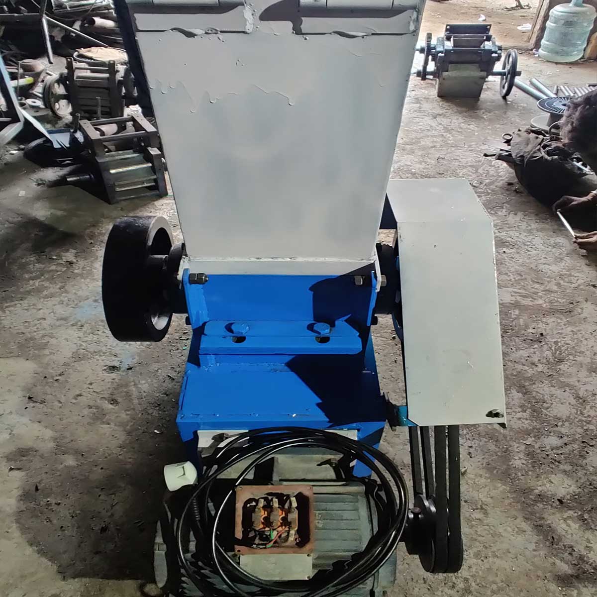 Waste Plastic Grinding Machine 5 Molding Machine Scrap Crusher